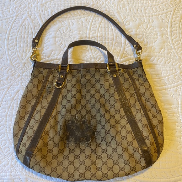 Gucci Handbags - GUCCI GG Canvas Two Way Authentic vintage tote. Preloved.Aged with some wear.